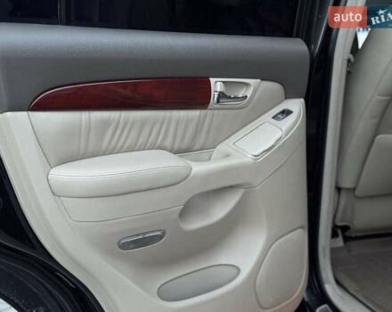 Лексус ГХ 2007 у Сарнах на Automoto.ua Чорний Лексус ГХ, об'ємом двигуна 4.7 л та пробігом 323 тис. км за 15999 $, фото 21 на Automoto.ua