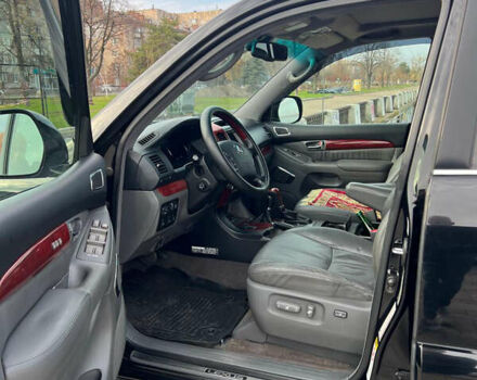 Черный Лексус ГХ, объемом двигателя 0 л и пробегом 200 тыс. км за 22499 $, фото 5 на Automoto.ua