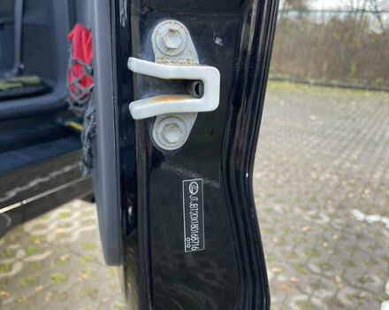 Чорний Лексус ГХ, об'ємом двигуна 4.7 л та пробігом 181 тис. км за 23000 $, фото 27 на Automoto.ua