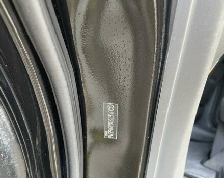 Чорний Лексус ГХ, об'ємом двигуна 4.7 л та пробігом 181 тис. км за 23000 $, фото 26 на Automoto.ua