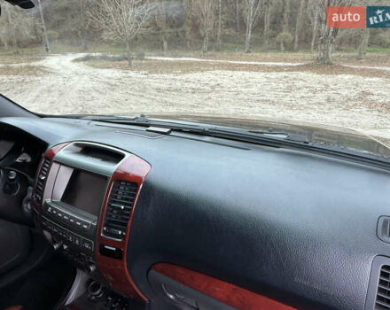 Черный Лексус ГХ, объемом двигателя 4.7 л и пробегом 287 тыс. км за 17500 $, фото 19 на Automoto.ua