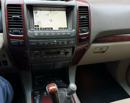 Чорний Лексус ГХ, об'ємом двигуна 4.66 л та пробігом 288 тис. км за 17800 $, фото 14 на Automoto.ua