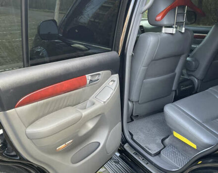 Чорний Лексус ГХ, об'ємом двигуна 4.7 л та пробігом 181 тис. км за 23000 $, фото 24 на Automoto.ua