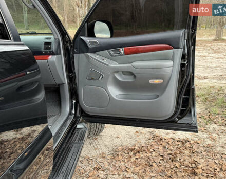 Черный Лексус ГХ, объемом двигателя 4.7 л и пробегом 287 тыс. км за 17500 $, фото 20 на Automoto.ua