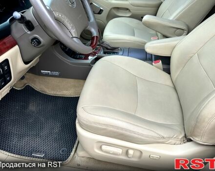 Черный Лексус ГХ, объемом двигателя 47 л и пробегом 241 тыс. км за 16900 $, фото 9 на Automoto.ua