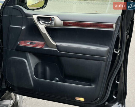 Чорний Лексус ГХ, об'ємом двигуна 4.6 л та пробігом 151 тис. км за 26500 $, фото 72 на Automoto.ua