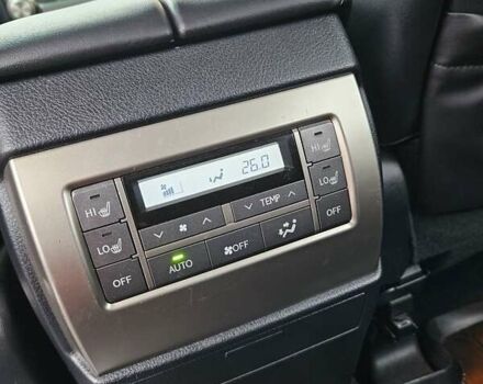 Черный Лексус ГХ, объемом двигателя 4.6 л и пробегом 150 тыс. км за 24500 $, фото 13 на Automoto.ua