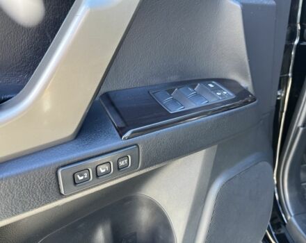 Черный Лексус ГХ, объемом двигателя 4.5 л и пробегом 166 тыс. км за 20900 $, фото 6 на Automoto.ua