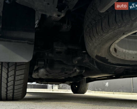 Черный Лексус ГХ, объемом двигателя 4.61 л и пробегом 230 тыс. км за 30500 $, фото 17 на Automoto.ua