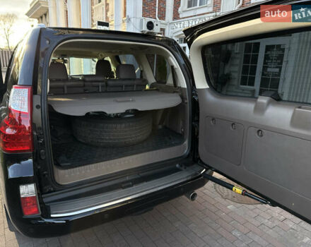 Чорний Лексус ГХ, об'ємом двигуна 4.61 л та пробігом 152 тис. км за 27500 $, фото 10 на Automoto.ua