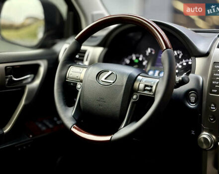 Чорний Лексус ГХ, об'ємом двигуна 4.6 л та пробігом 199 тис. км за 28000 $, фото 24 на Automoto.ua