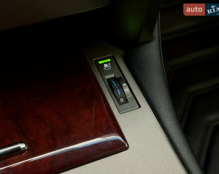 Чорний Лексус ГХ, об'ємом двигуна 4.6 л та пробігом 199 тис. км за 28000 $, фото 33 на Automoto.ua