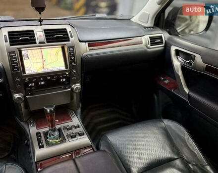 Чорний Лексус ГХ, об'ємом двигуна 4.6 л та пробігом 199 тис. км за 28000 $, фото 22 на Automoto.ua