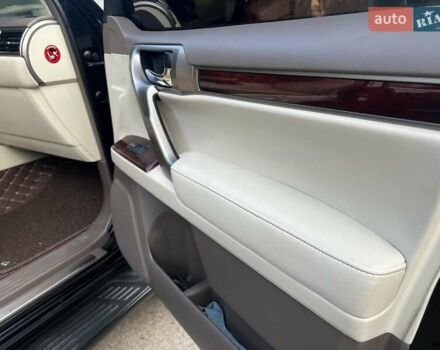 Черный Лексус ГХ, объемом двигателя 4.61 л и пробегом 180 тыс. км за 29700 $, фото 2 на Automoto.ua