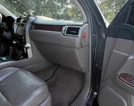 Черный Лексус ГХ, объемом двигателя 4.6 л и пробегом 212 тыс. км за 26500 $, фото 4 на Automoto.ua
