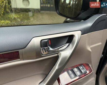 Лексус ГХ 2011 у Києві на Automoto.ua Чорний Лексус ГХ, об'ємом двигуна 4.61 л та пробігом 278 тис. км за 23700 $, фото 66 на Automoto.ua