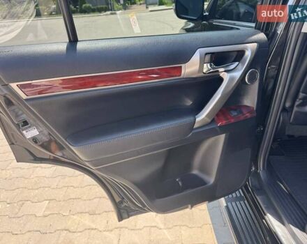 Черный Лексус ГХ, объемом двигателя 4.61 л и пробегом 196 тыс. км за 27500 $, фото 21 на Automoto.ua