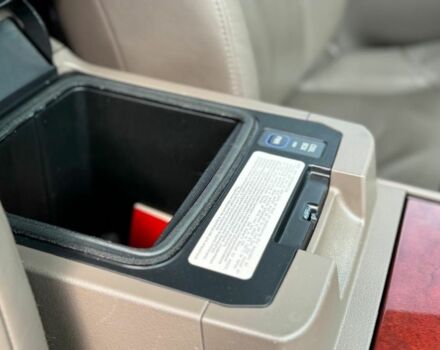 Черный Лексус ГХ, объемом двигателя 0 л и пробегом 208 тыс. км за 30300 $, фото 16 на Automoto.ua