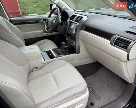 Чорний Лексус ГХ, об'ємом двигуна 4.6 л та пробігом 147 тис. км за 29999 $, фото 11 на Automoto.ua
