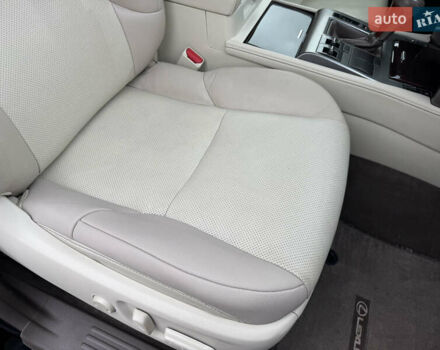 Чорний Лексус ГХ, об'ємом двигуна 4.6 л та пробігом 147 тис. км за 29999 $, фото 12 на Automoto.ua