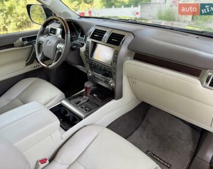 Лексус ГХ 2014 в Днепре (Днепропетровске) на Automoto.ua Черный Лексус ГХ, объемом двигателя 4.61 л и пробегом 146 тыс. км за 28500 $, фото 17 на Automoto.ua