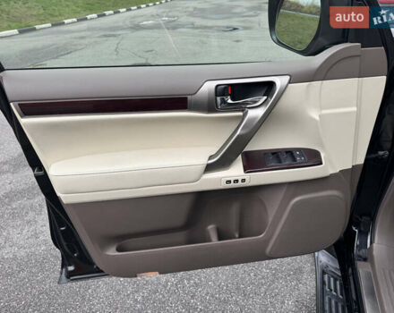 Чорний Лексус ГХ, об'ємом двигуна 4.6 л та пробігом 147 тис. км за 29999 $, фото 30 на Automoto.ua