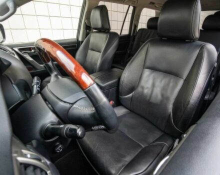 Черный Лексус ГХ, объемом двигателя 4.6 л и пробегом 74 тыс. км за 9400 $, фото 6 на Automoto.ua