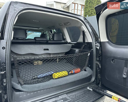 Черный Лексус ГХ, объемом двигателя 4.6 л и пробегом 140 тыс. км за 34900 $, фото 15 на Automoto.ua