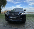 Черный Лексус ГХ, объемом двигателя 4.61 л и пробегом 110 тыс. км за 35999 $, фото 1 на Automoto.ua