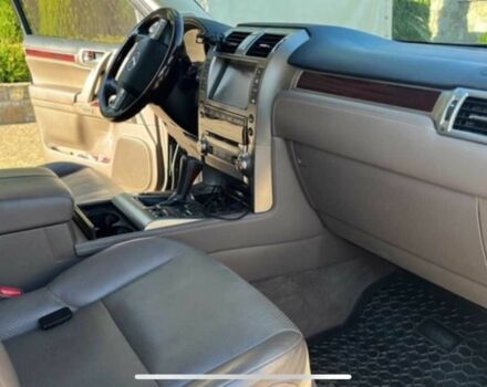 Чорний Лексус ГХ, об'ємом двигуна 4.6 л та пробігом 124 тис. км за 42000 $, фото 7 на Automoto.ua