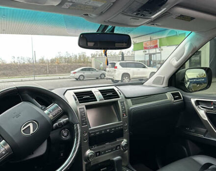 Чорний Лексус ГХ, об'ємом двигуна 4.61 л та пробігом 108 тис. км за 40800 $, фото 14 на Automoto.ua