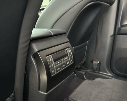 Чорний Лексус ГХ, об'ємом двигуна 4.61 л та пробігом 108 тис. км за 40800 $, фото 16 на Automoto.ua