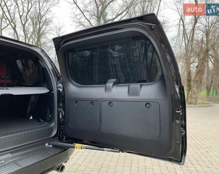 Чорний Лексус ГХ, об'ємом двигуна 4.61 л та пробігом 15 тис. км за 61000 $, фото 55 на Automoto.ua