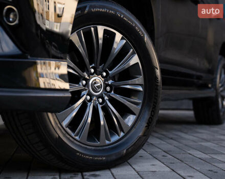 Черный Лексус ГХ, объемом двигателя 4.61 л и пробегом 123 тыс. км за 54000 $, фото 3 на Automoto.ua