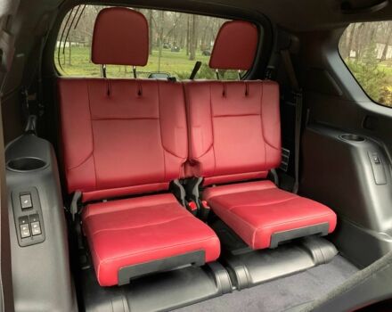 Чорний Лексус ГХ, об'ємом двигуна 4.6 л та пробігом 15 тис. км за 61000 $, фото 22 на Automoto.ua