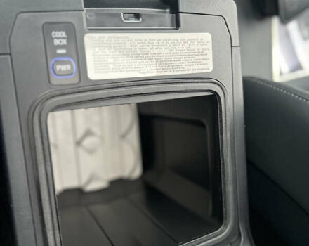 Чорний Лексус ГХ, об'ємом двигуна 4.61 л та пробігом 49 тис. км за 69000 $, фото 56 на Automoto.ua