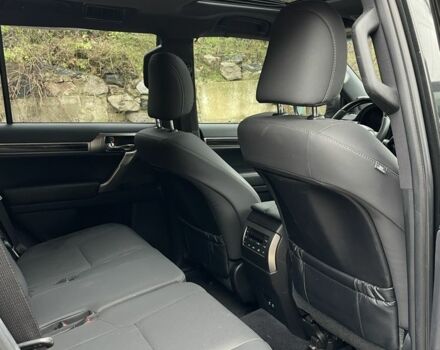 Черный Лексус ГХ, объемом двигателя 4.6 л и пробегом 95 тыс. км за 38300 $, фото 13 на Automoto.ua