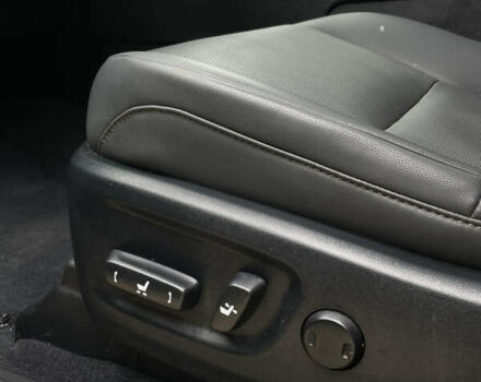 Черный Лексус ГХ, объемом двигателя 4.6 л и пробегом 95 тыс. км за 38300 $, фото 8 на Automoto.ua