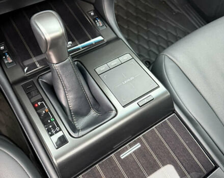 Черный Лексус ГХ, объемом двигателя 4.61 л и пробегом 60 тыс. км за 80000 $, фото 19 на Automoto.ua