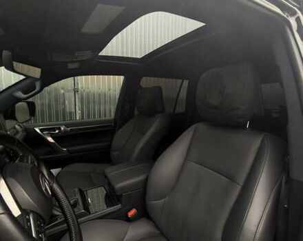 Черный Лексус ГХ, объемом двигателя 4.61 л и пробегом 60 тыс. км за 80000 $, фото 15 на Automoto.ua