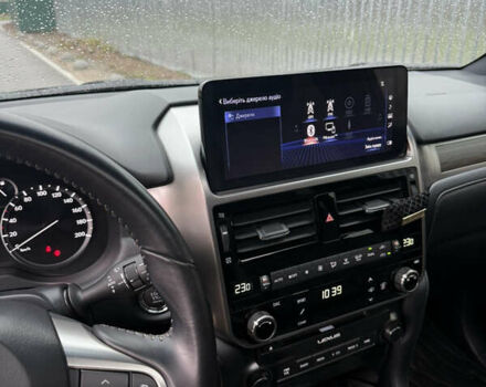 Черный Лексус ГХ, объемом двигателя 4.61 л и пробегом 60 тыс. км за 80000 $, фото 11 на Automoto.ua