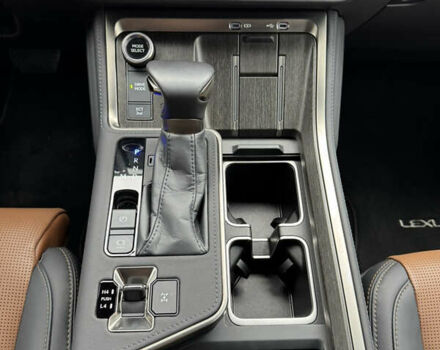 Черный Лексус ГХ, объемом двигателя 3.5 л и пробегом 16 тыс. км за 98500 $, фото 20 на Automoto.ua