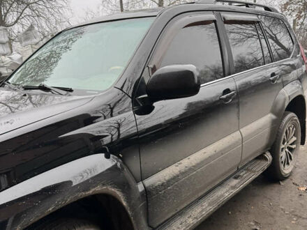 Черный Лексус ГХ, объемом двигателя 4.66 л и пробегом 300 тыс. км за 14000 $, фото 1 на Automoto.ua