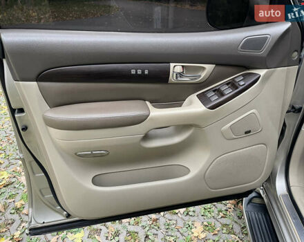 Коричневый Лексус ГХ, объемом двигателя 4.7 л и пробегом 392 тыс. км за 13400 $, фото 9 на Automoto.ua