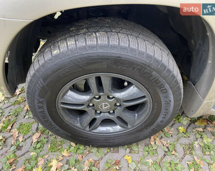 Коричневый Лексус ГХ, объемом двигателя 4.7 л и пробегом 392 тыс. км за 13400 $, фото 7 на Automoto.ua