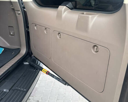 Коричневый Лексус ГХ, объемом двигателя 4.61 л и пробегом 173 тыс. км за 32309 $, фото 51 на Automoto.ua