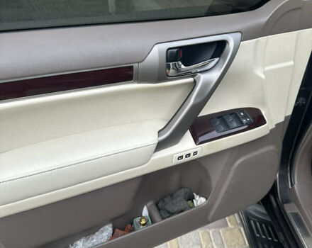 Коричневый Лексус ГХ, объемом двигателя 4.61 л и пробегом 173 тыс. км за 32309 $, фото 42 на Automoto.ua