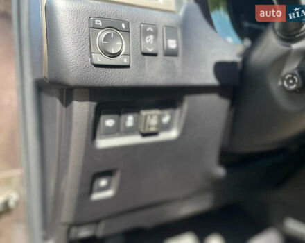 Лексус ГХ, объемом двигателя 4.6 л и пробегом 198 тыс. км за 30000 $, фото 56 на Automoto.ua