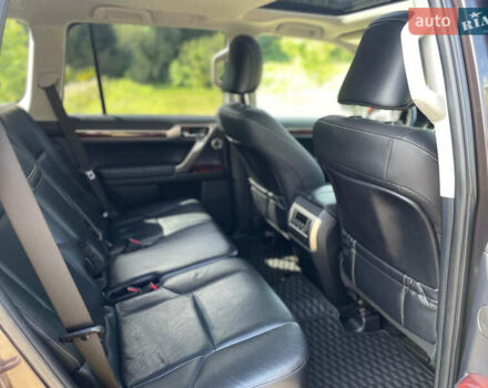 Лексус ГХ, объемом двигателя 4.6 л и пробегом 198 тыс. км за 30000 $, фото 43 на Automoto.ua