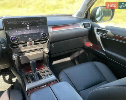 Лексус ГХ, объемом двигателя 4.6 л и пробегом 198 тыс. км за 30000 $, фото 50 на Automoto.ua